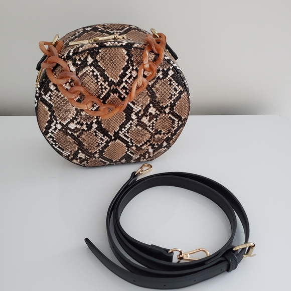 Snake Print Circle Crossbody Purse - Picture 4 of 8